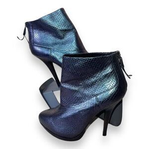 AllSaints Spitelfield Black Iridescent Snakeskin Emboss Leather Booties Women 8